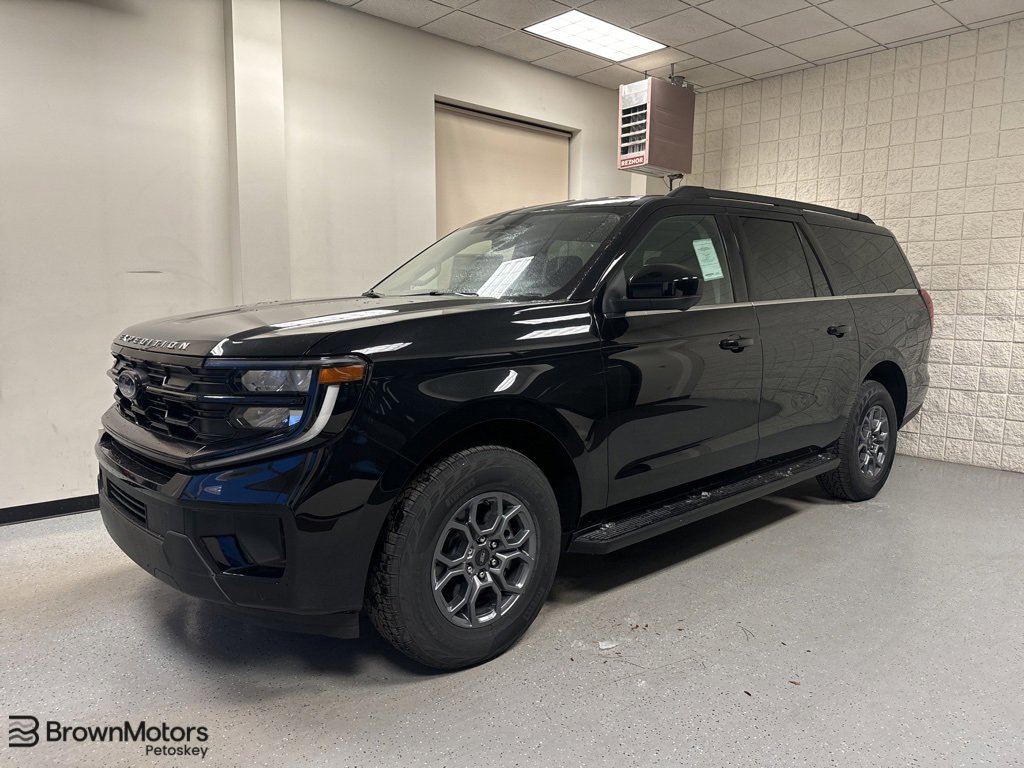New 2025 Ford Expedition Max Active image 1