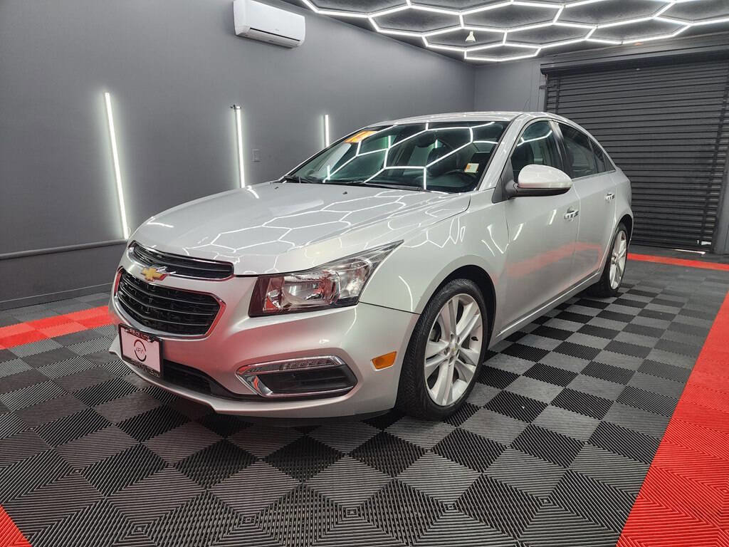 Used 2015 Chevrolet Cruze LTZ image 1