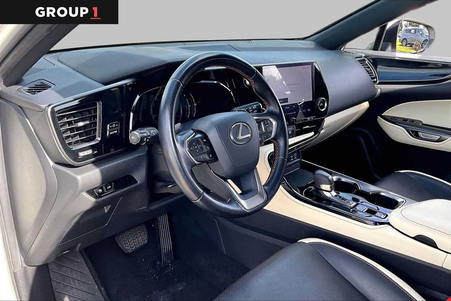 Used 2024 Lexus NX 250 FWD w/ Towing Package (2000 Lbs) image 15