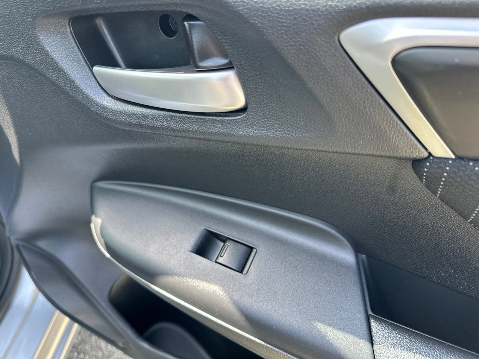 Used 2016 Honda Fit EX image 33