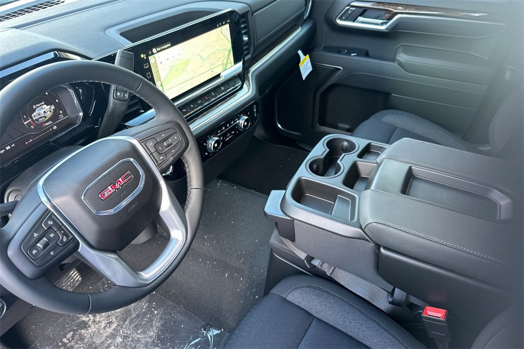 New 2025 GMC Sierra 1500 SLE w/ Preferred Package image 8