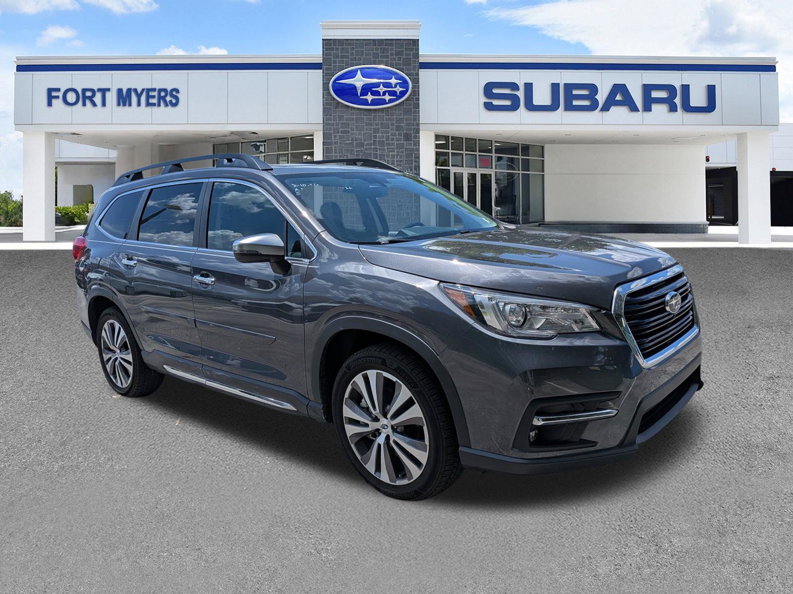 Certified 2021 Subaru Ascent Touring AWD/4WD image 2