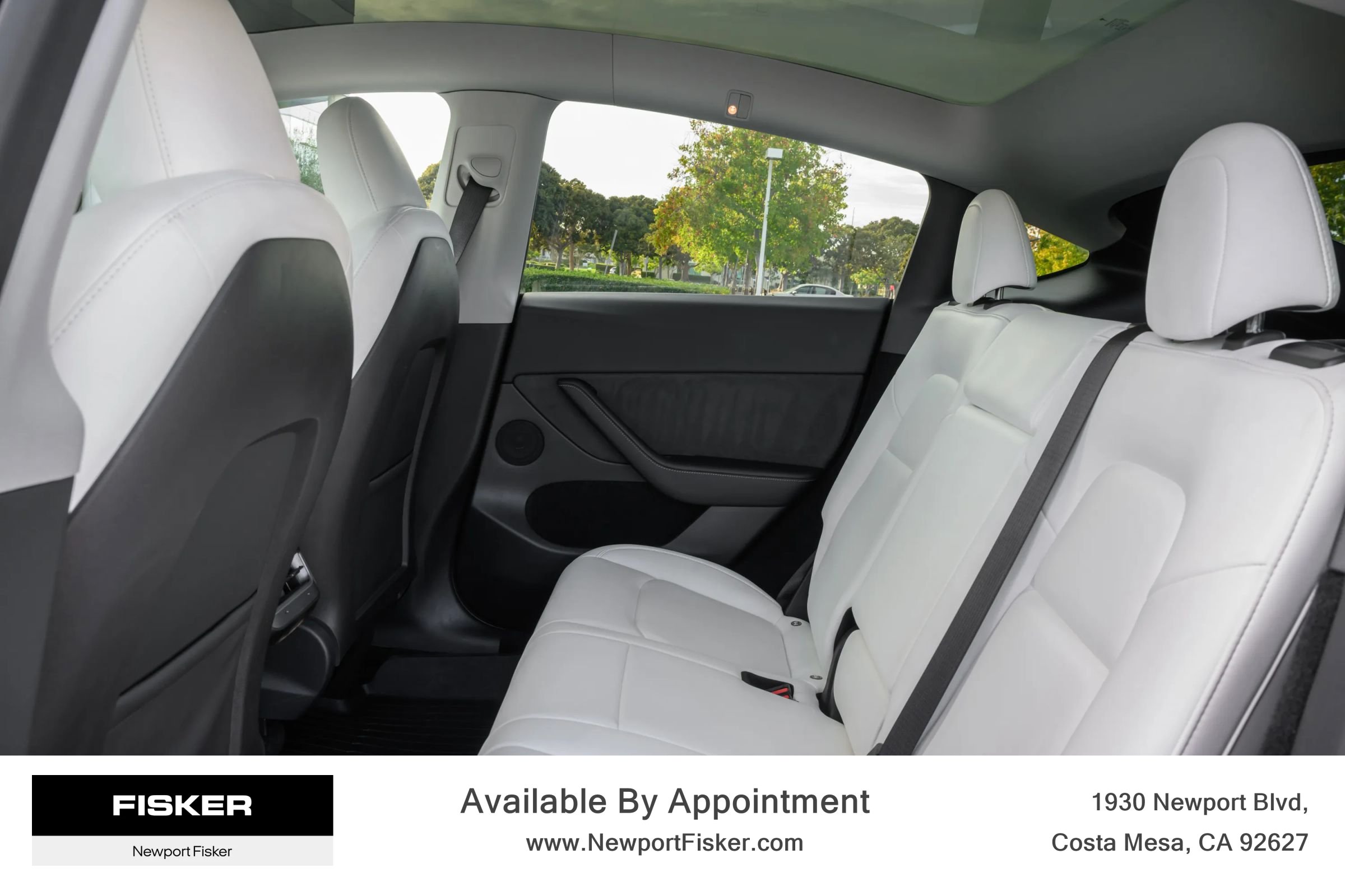 Used 2024 Tesla Model Y Long Range AWD/4WD image 18