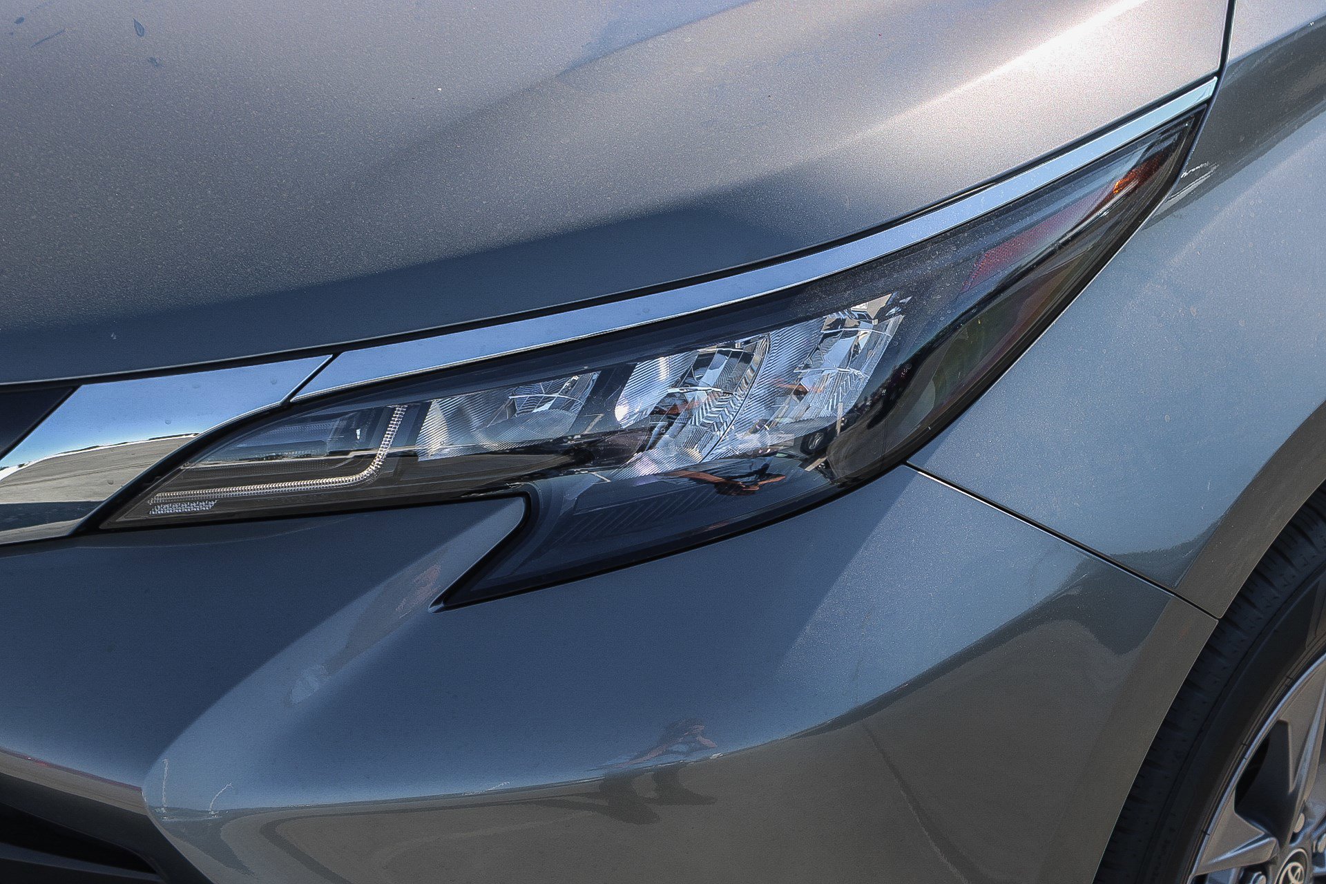 New 2026 Toyota Sienna LE image 5