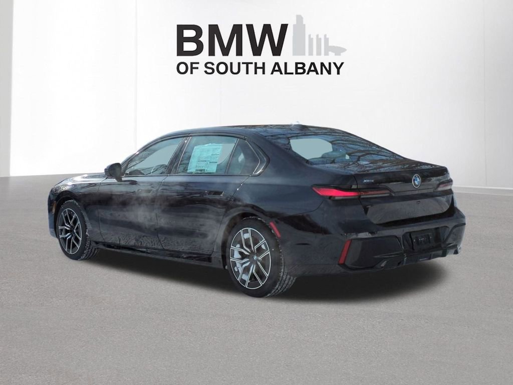 New 2026 BMW 740i xDrive w/ Executive Package image 4