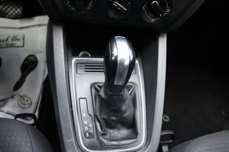 Used 2016 Volkswagen Jetta S FWD image 8