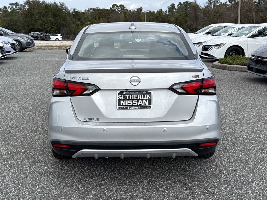 New 2025 Nissan Versa SR w/ Trunk Package FWD image 5