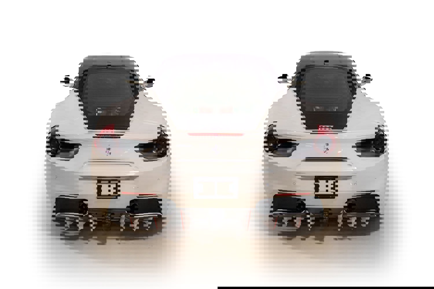 Used 2018 Ferrari 488 GTB image 6