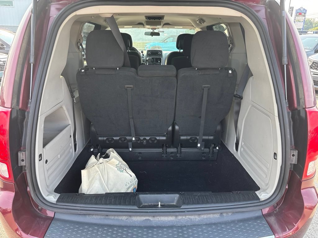 Used 2017 Dodge Grand Caravan SE w/ Power Window Group FWD image 16