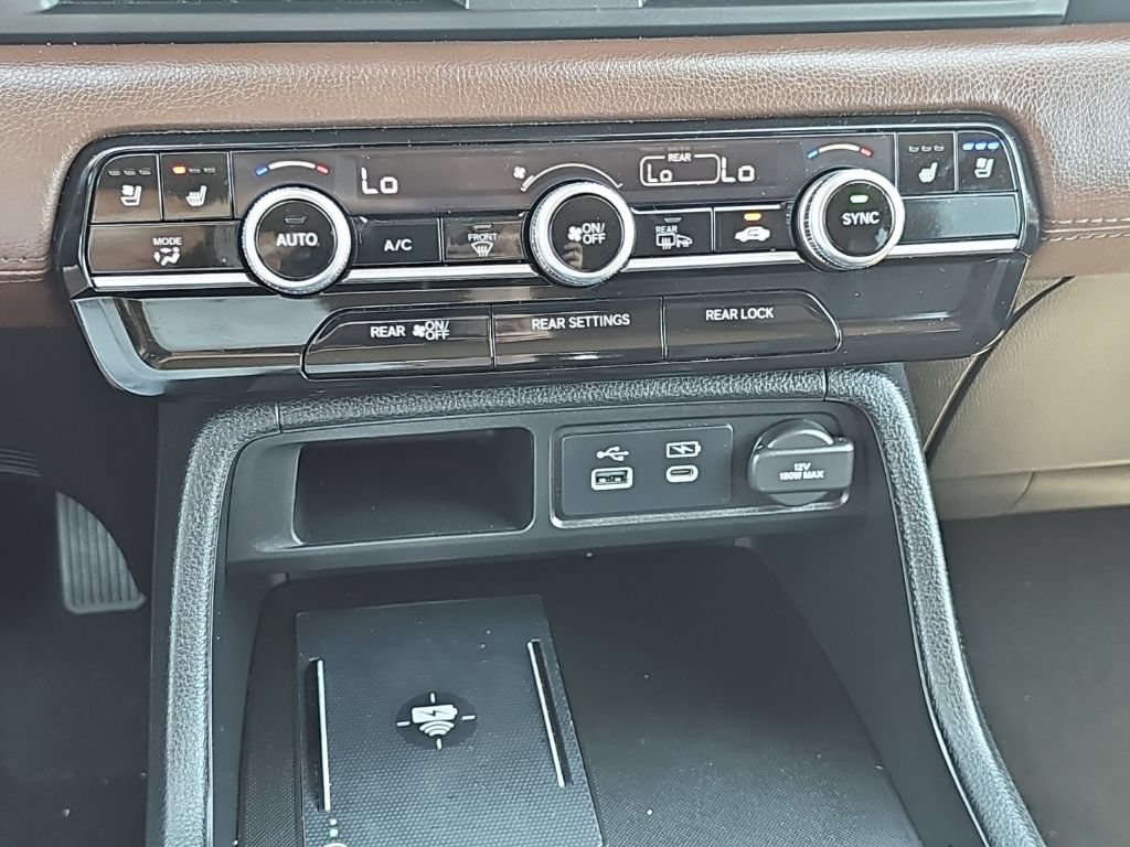 Used 2025 Honda Pilot Elite image 7