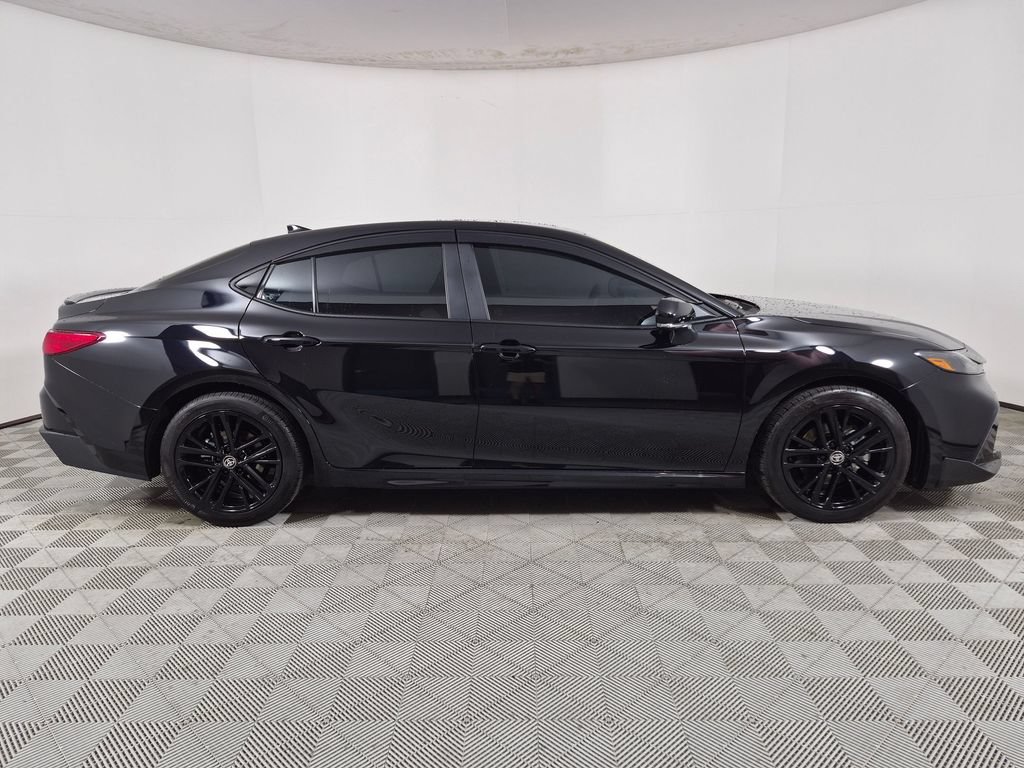 Used 2026 Toyota Camry SE FWD image 2