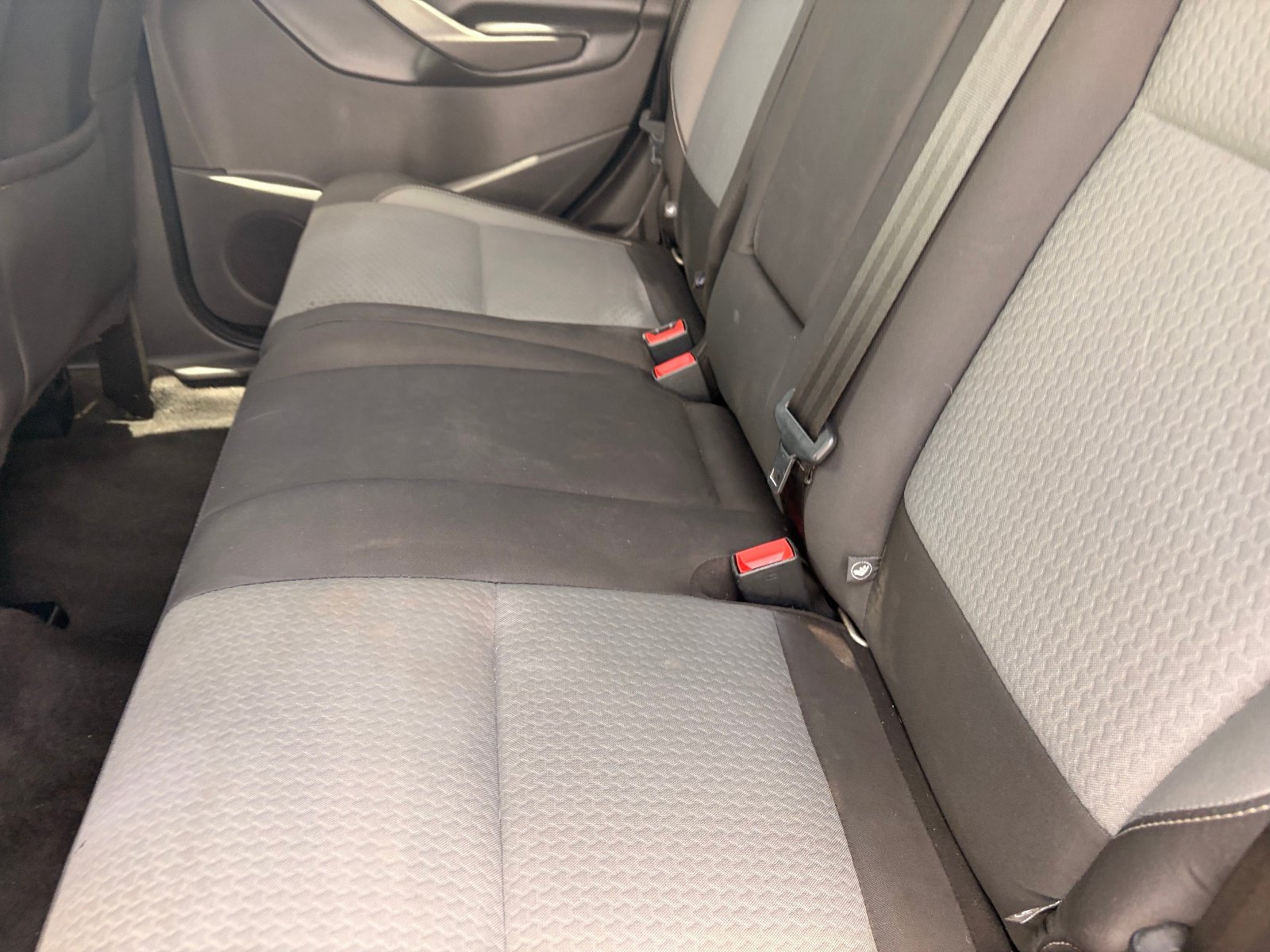 Used 2017 Ford Escape SE FWD image 15
