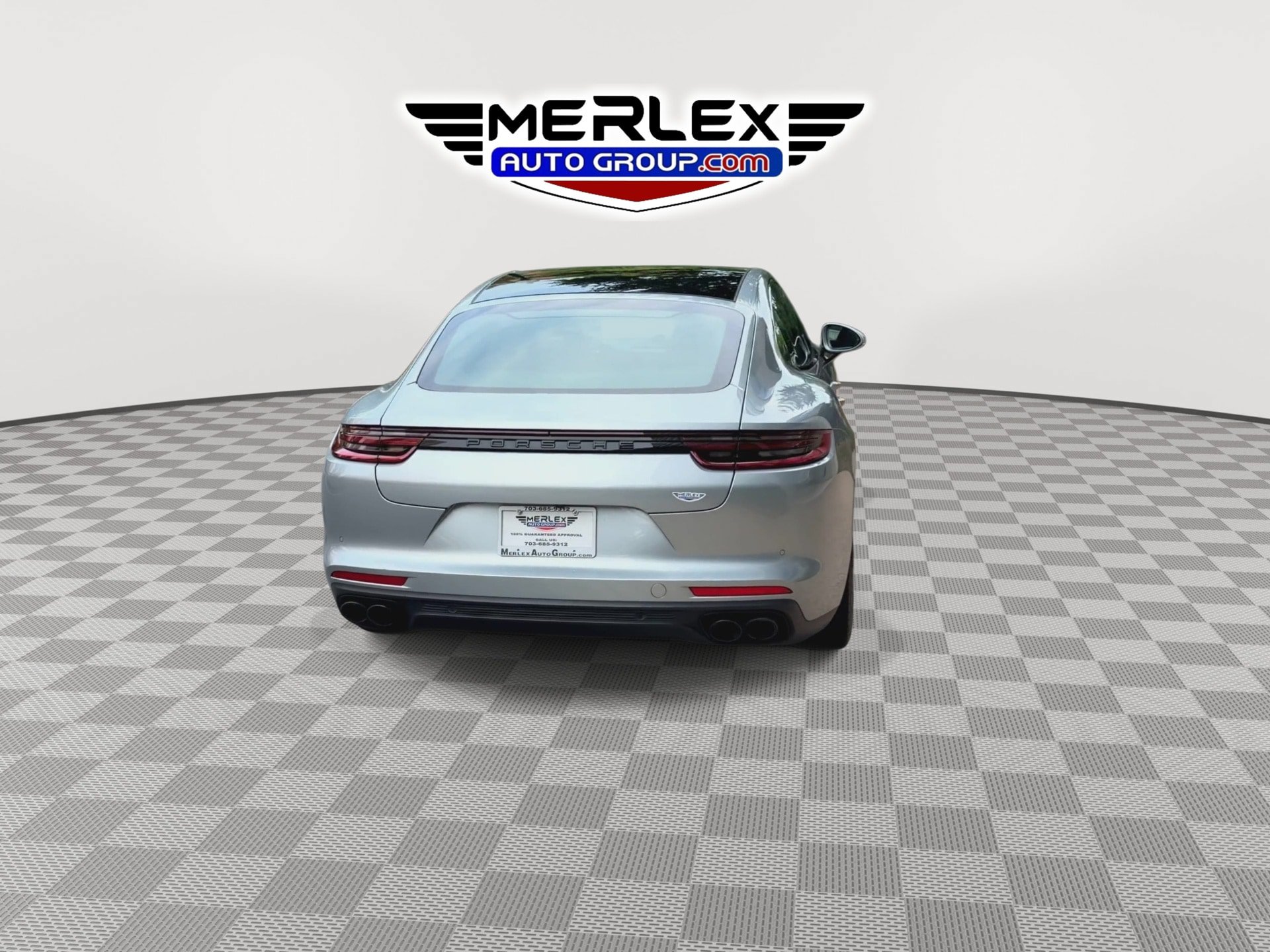 Used 2018 Porsche Panamera 4S w/ Premium Package Plus AWD/4WD image 7