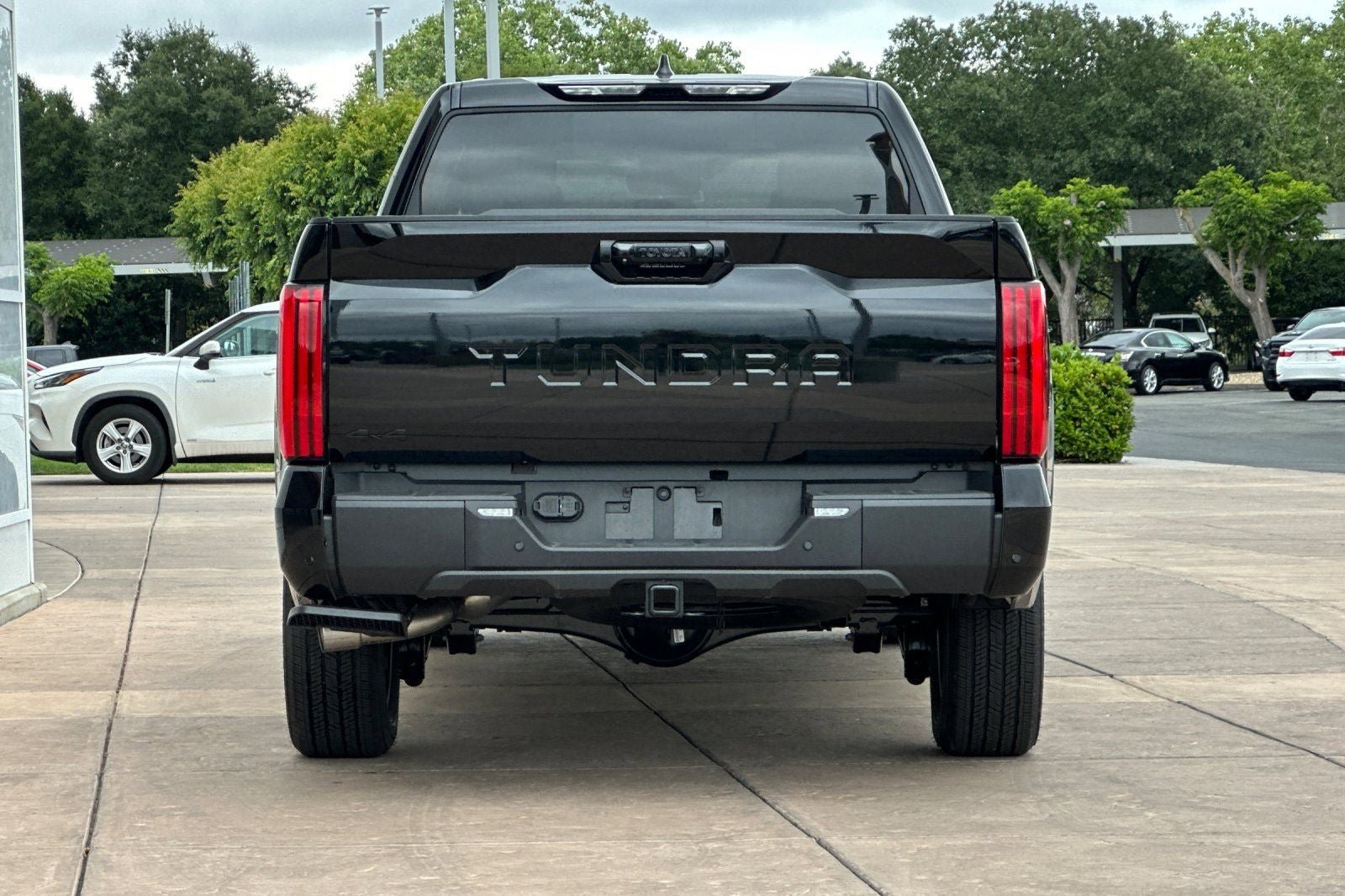 New 2026 Toyota Tundra Limited AWD/4WD image 5