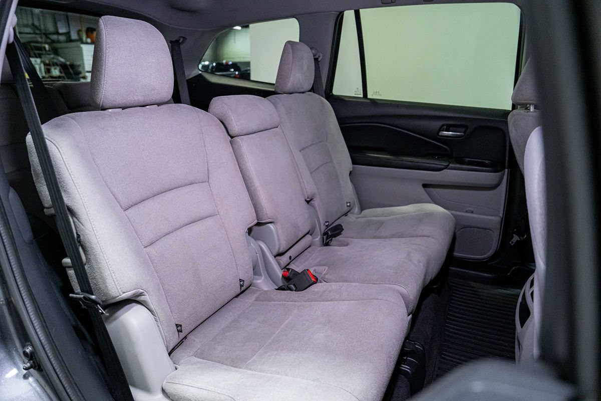 Used 2020 Honda Pilot LX image 17