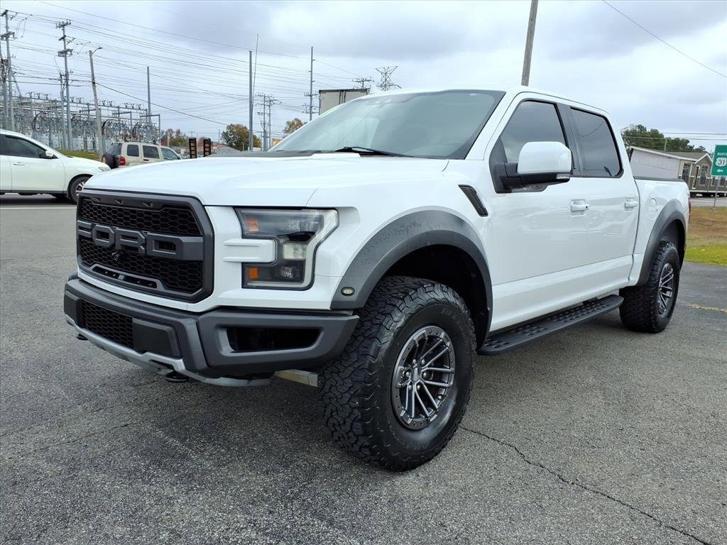 Used 2019 Ford F150 Raptor w/ Equipment Group 802A Luxury image 3