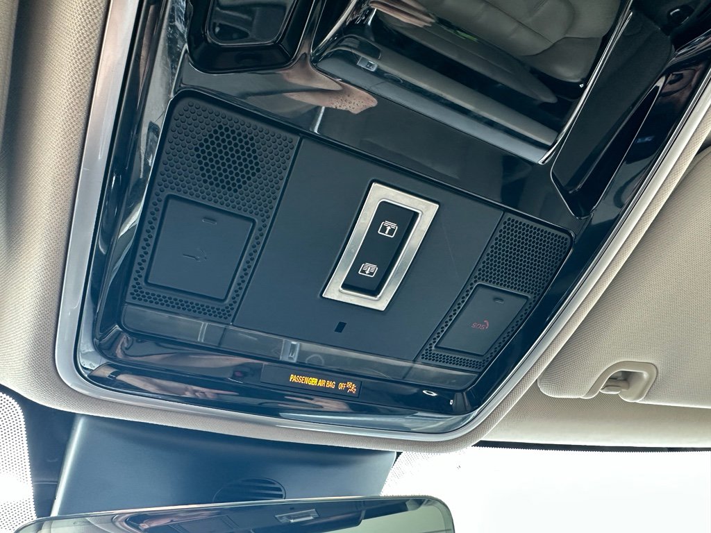 Used 2017 Land Rover Range Rover Sport HSE image 23