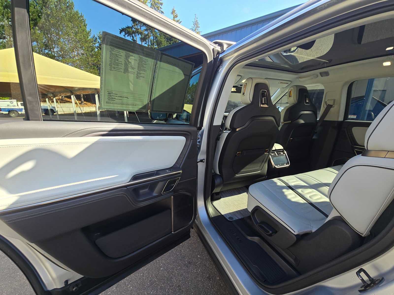 Used 2023 Rivian R1S Adventure Quad AWD/4WD image 15