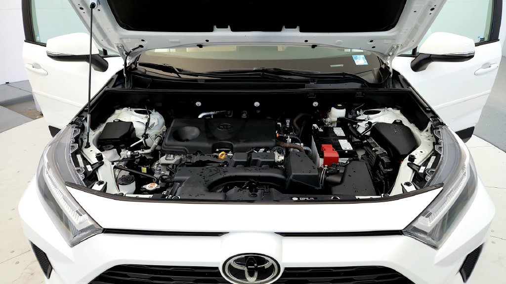 Used 2024 Toyota RAV4 XLE w/ Convenience Package AWD/4WD image 15