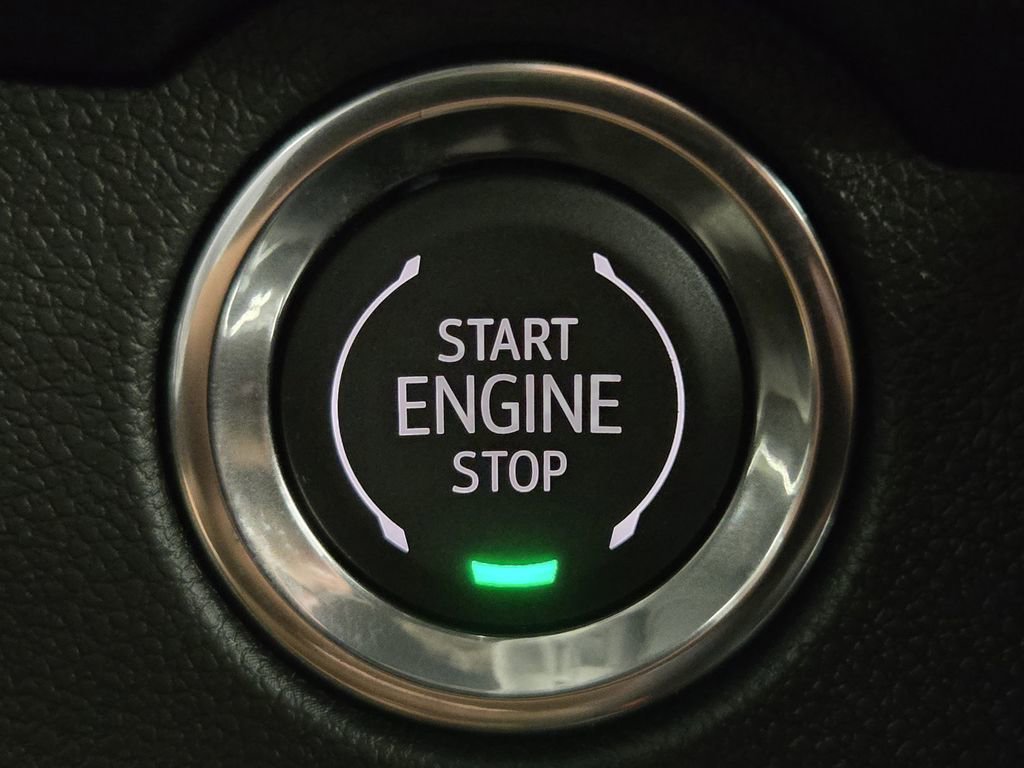New 2026 Chevrolet Traverse LT w/ Midnight/Sport Edition FWD image 21