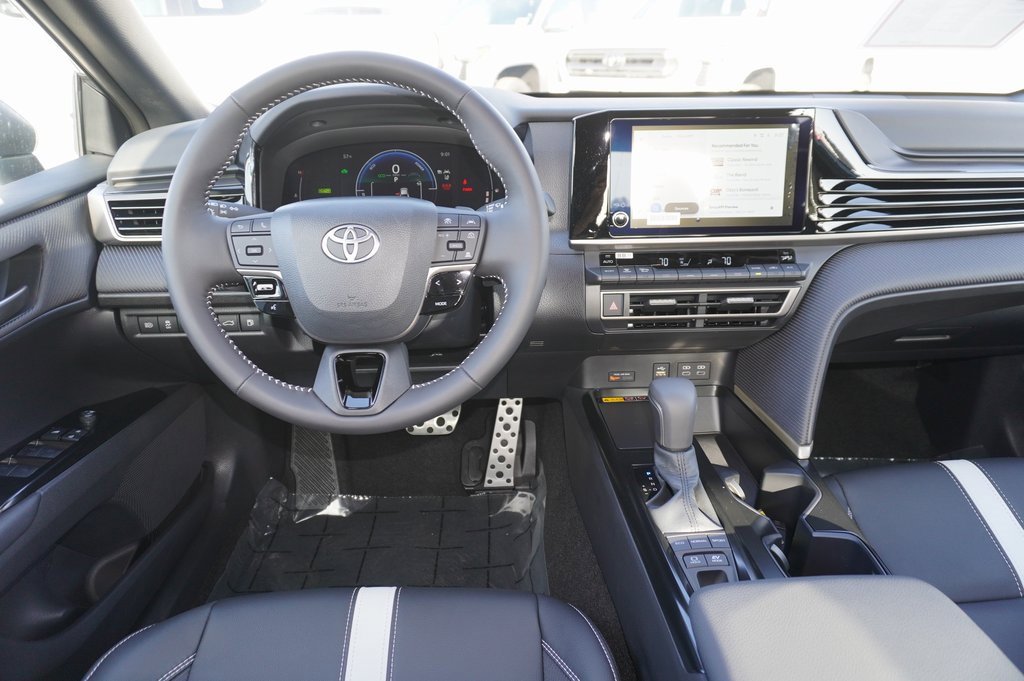 Certified 2025 Toyota Camry SE image 10