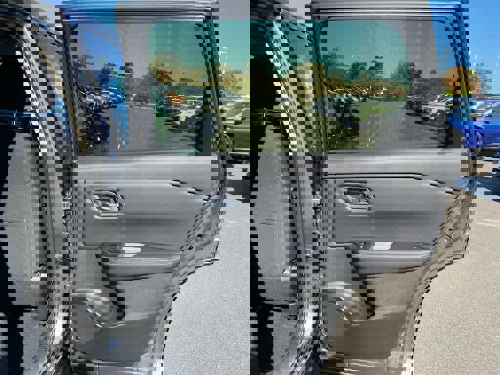 New 2026 Nissan Rogue SV image 23