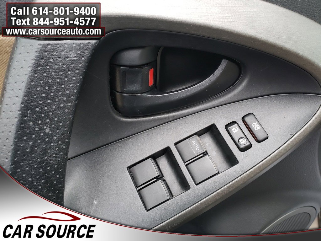 Used 2011 Toyota RAV4 2WD image 11