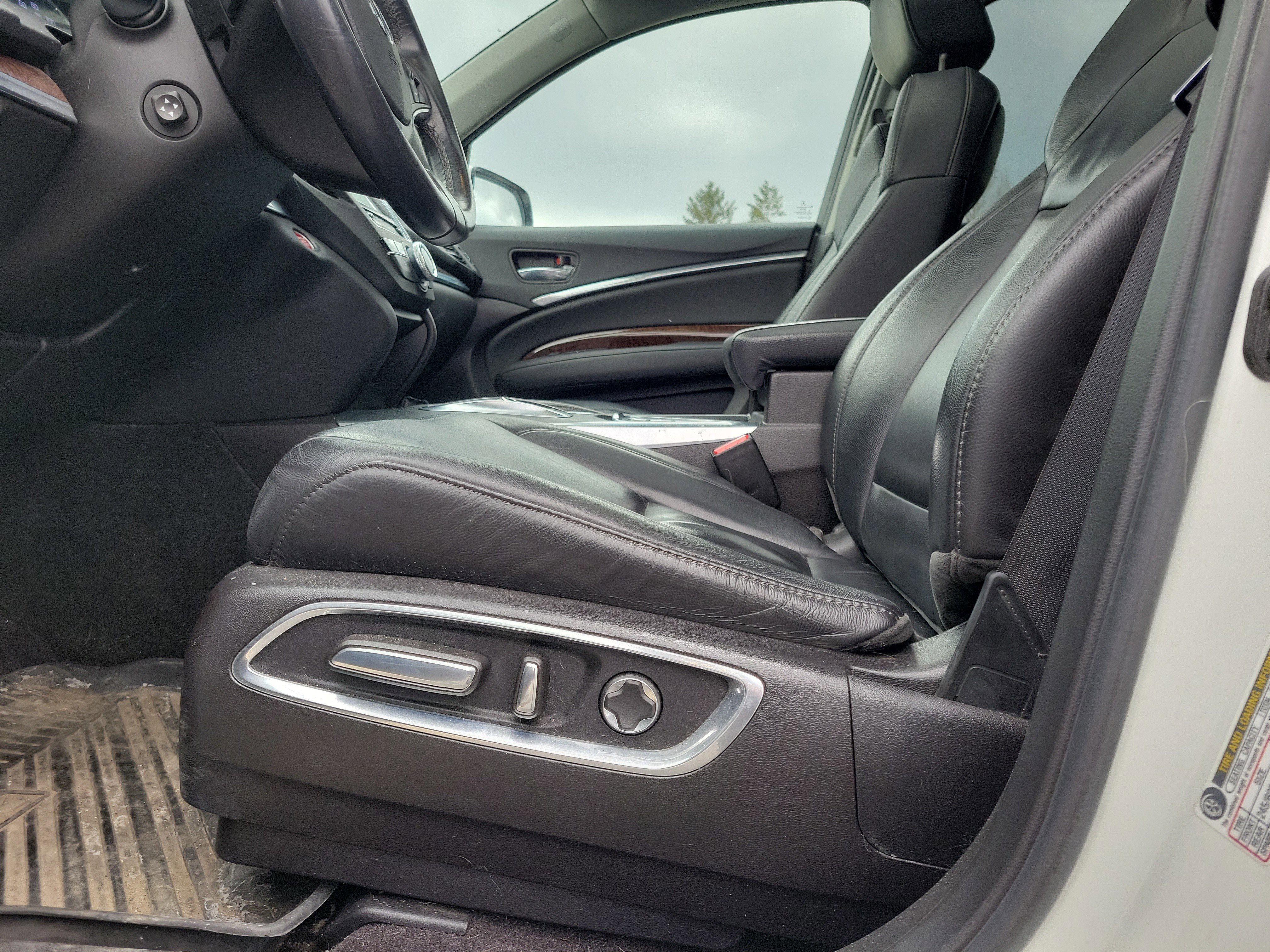 Used 2019 Acura MDX SH-AWD image 16