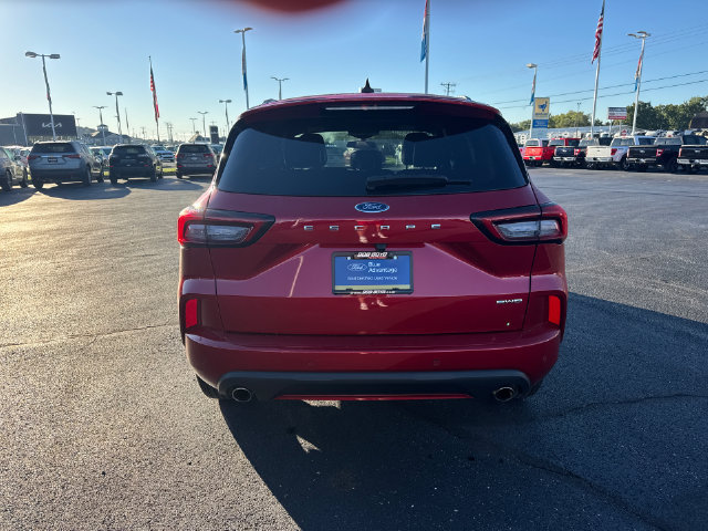 Certified 2024 Ford Escape ST-Line w/ Tech Pack #1 AWD/4WD image 6