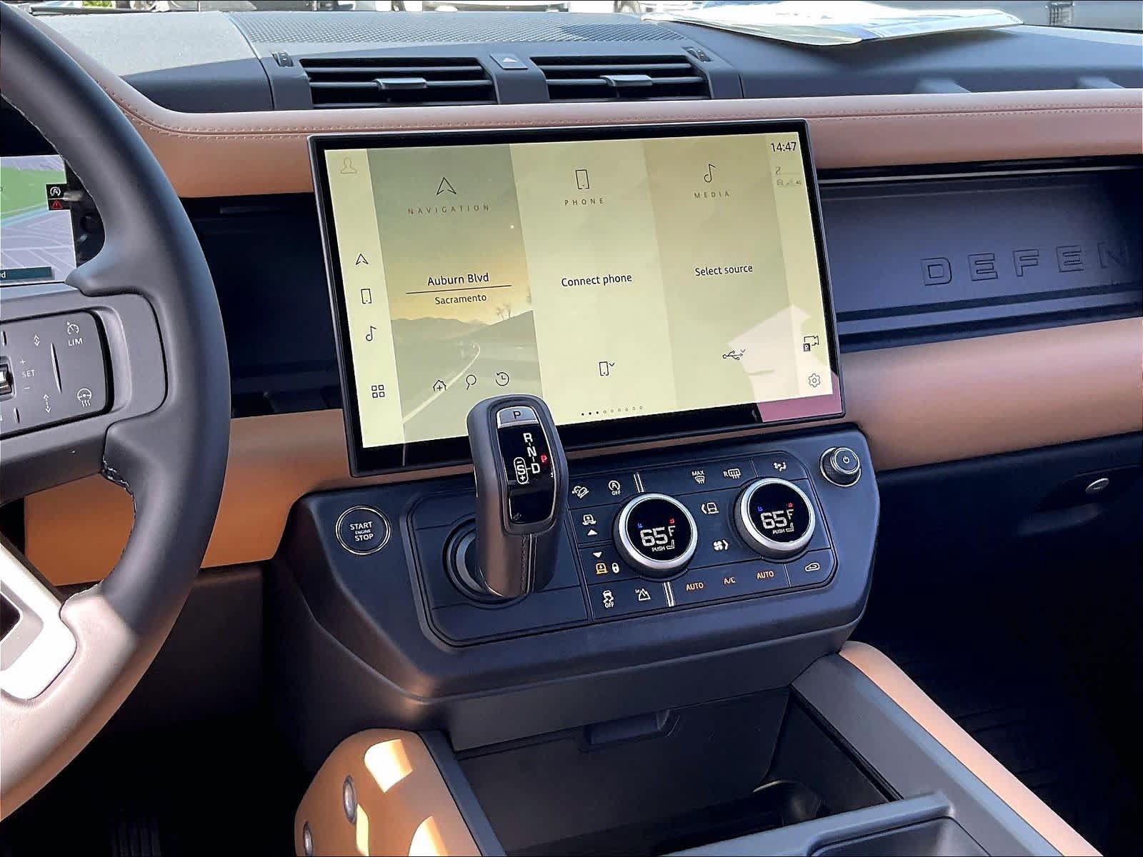 New 2026 Land Rover Defender 110 S AWD/4WD image 9