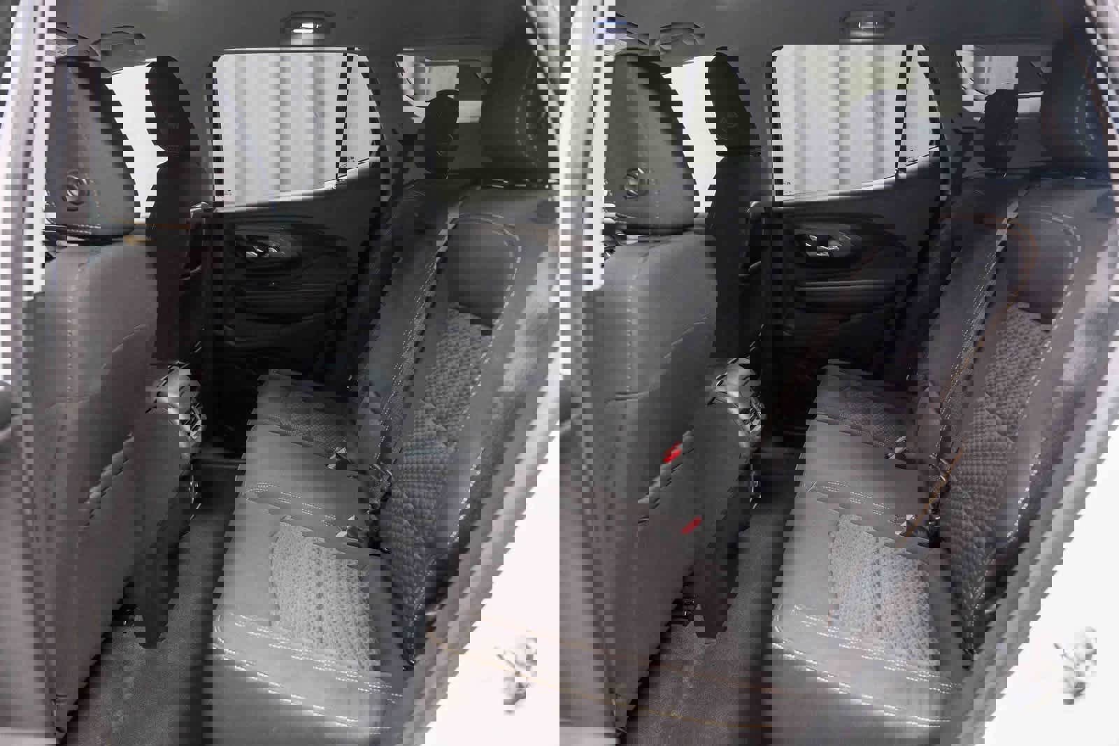 Used 2018 GMC Terrain SLE image 19