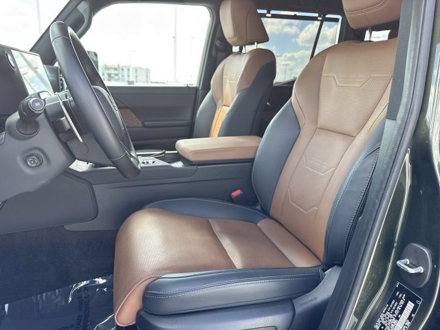 Certified 2025 Lexus GX 550 w/ Cold Area Package AWD/4WD image 11
