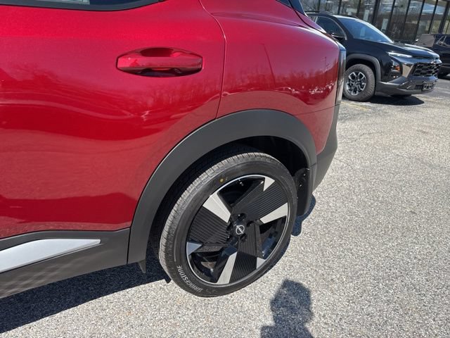 New 2026 Nissan Kicks SR w/ Cold Weather Package AWD/4WD image 40