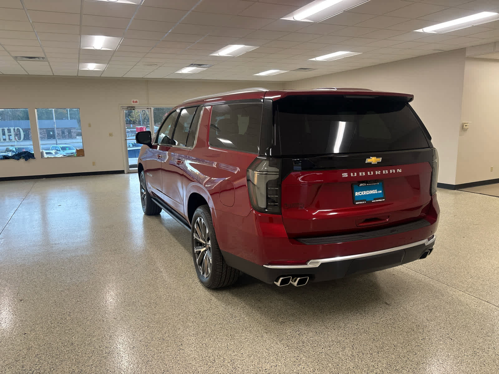 New 2026 Chevrolet Suburban High Country image 7