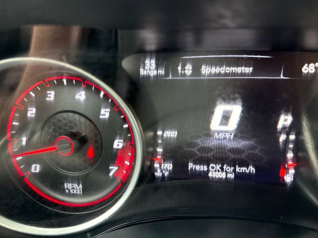 Used 2016 Dodge Charger SRT w/ Harman/Kardon Audio Group image 28