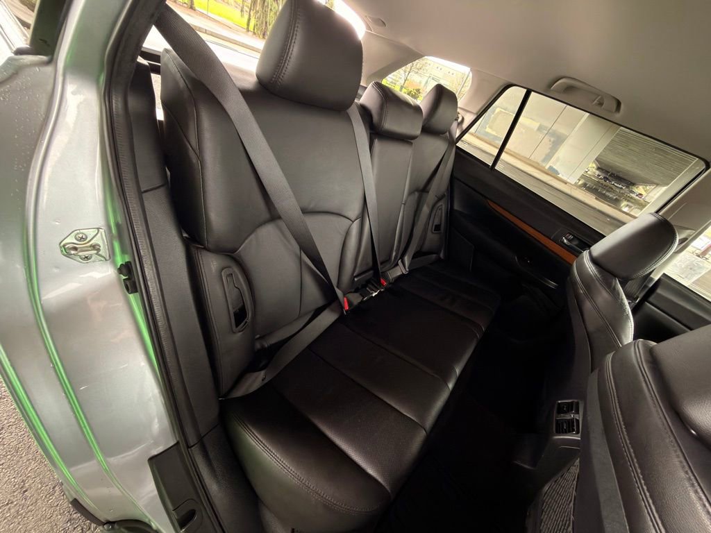 Used 2013 Subaru Outback 2.5i Limited image 31