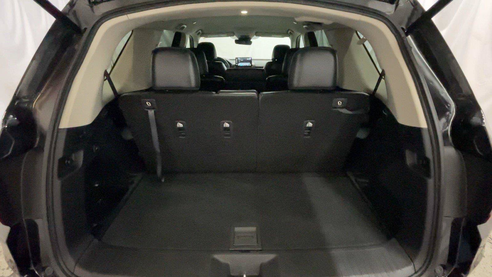Certified 2025 Honda Pilot EX-L image 22