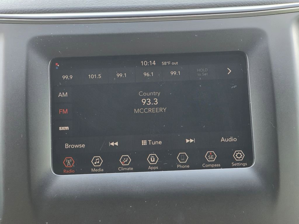 Used 2019 Jeep Cherokee Latitude Plus FWD image 12