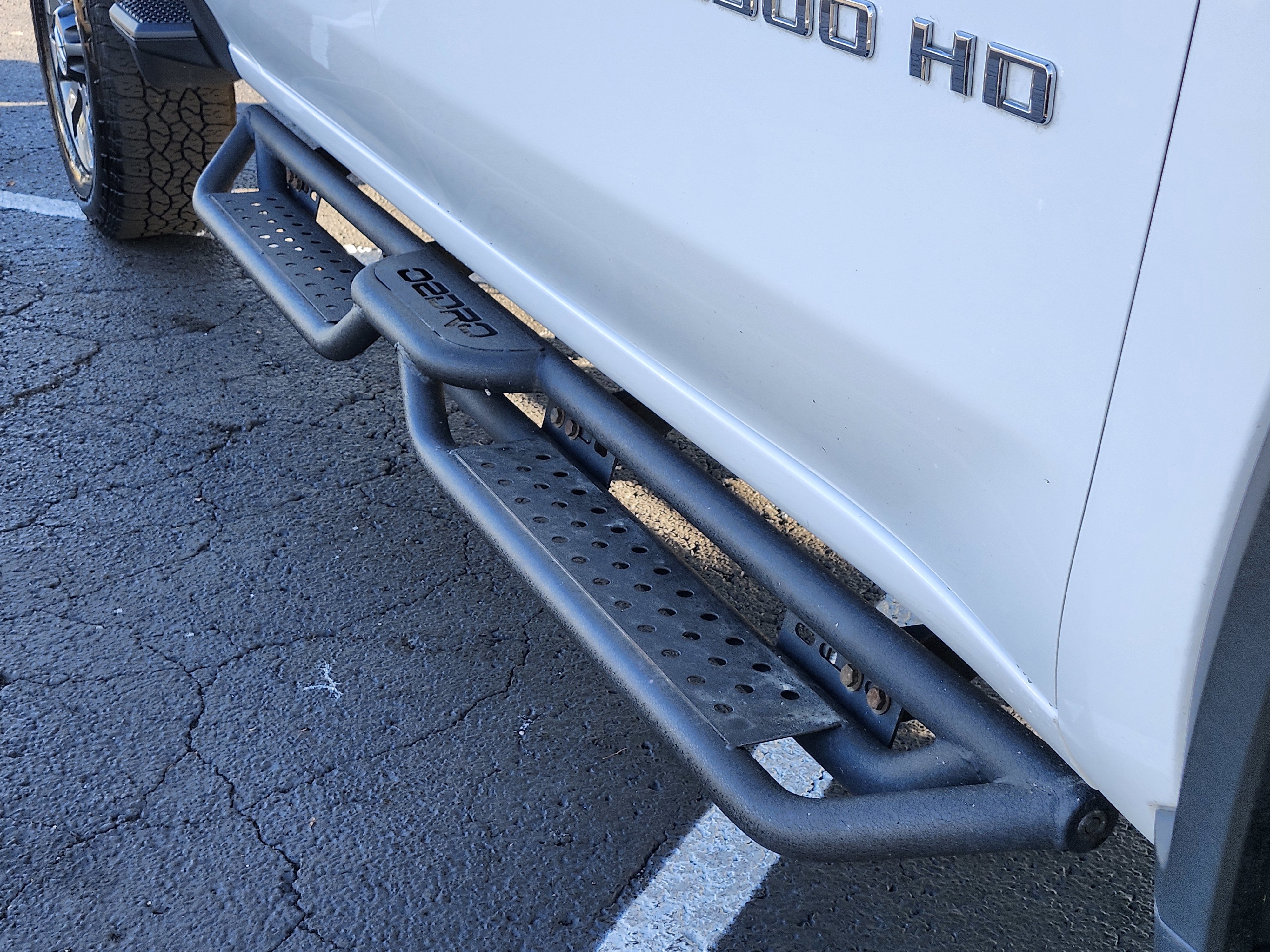 Used 2024 Chevrolet Silverado 2500 Custom w/ Custom Value Package image 7