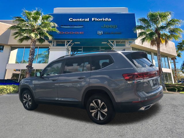Used 2024 Volkswagen Atlas SE FWD image 7