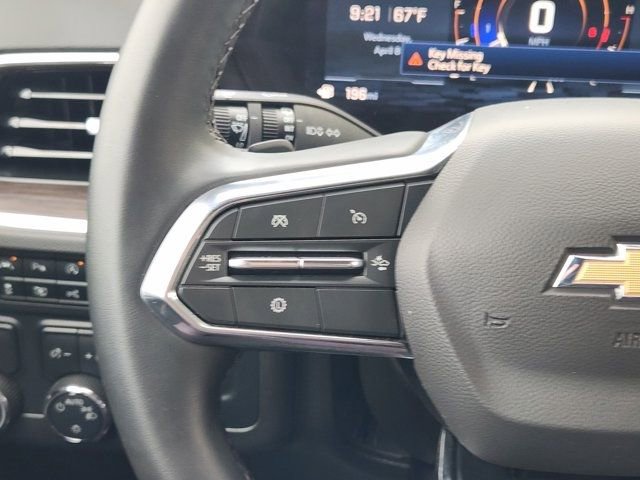 Used 2025 Chevrolet Suburban LS image 27