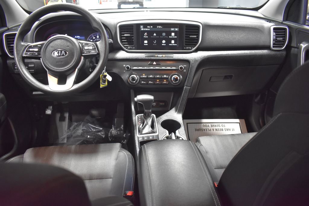 Used 2021 Kia Sportage LX image 13