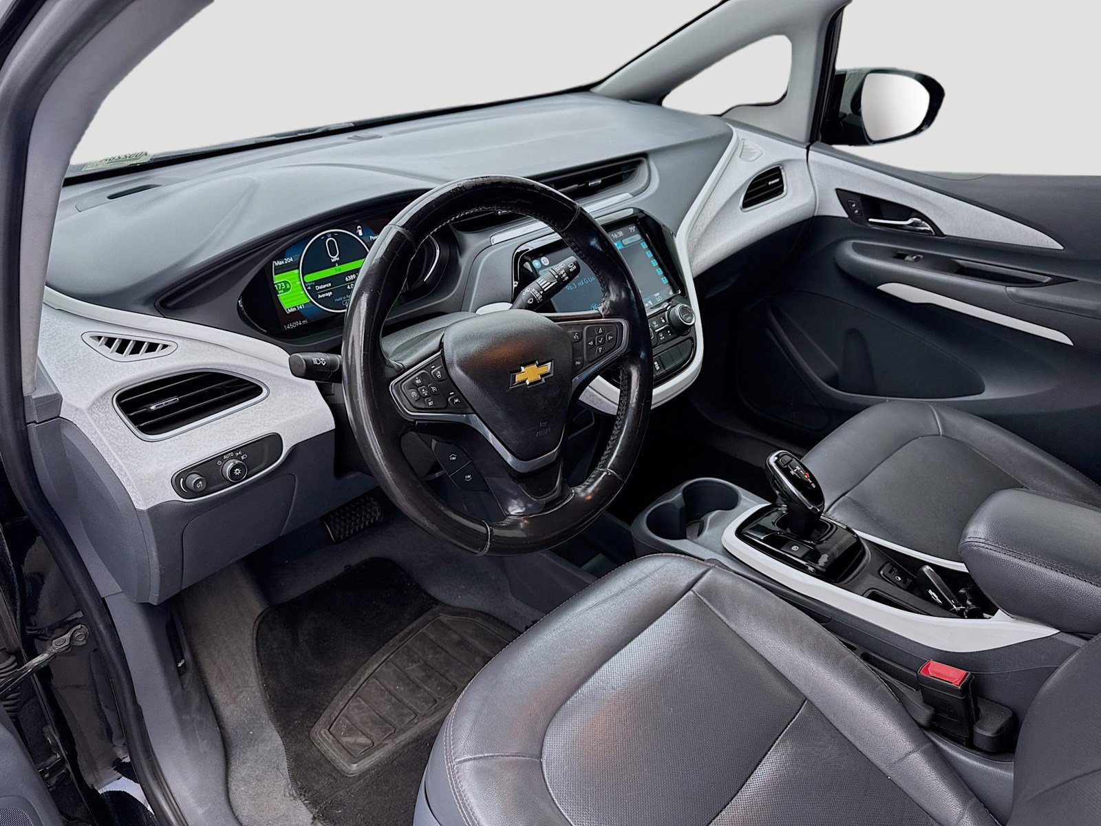 Used 2019 Chevrolet Bolt Premier w/ Infotainment Package FWD image 7