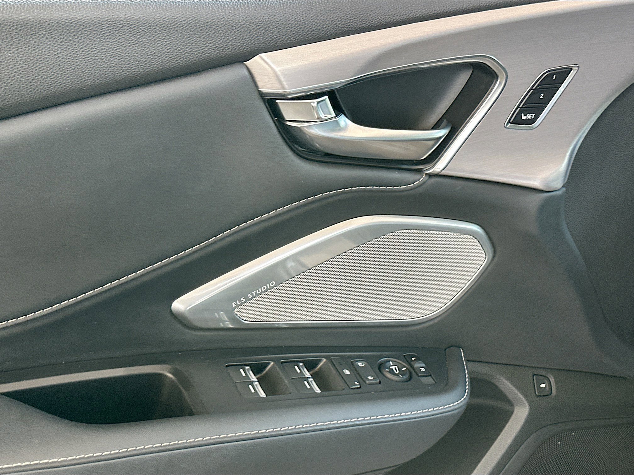 Used 2023 Acura RDX FWD w/ Technology Package image 18