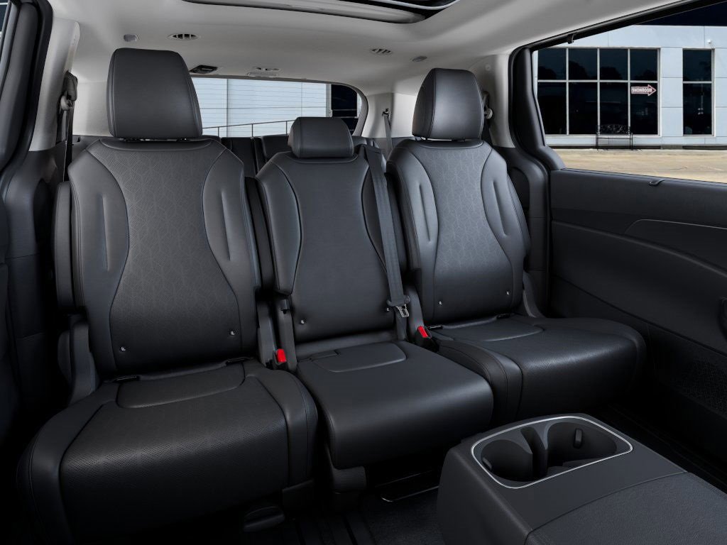 New 2026 Kia Carnival SX image 16