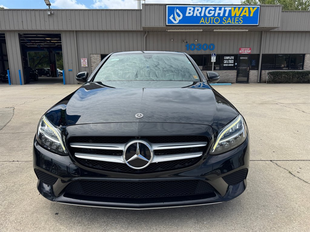 Used 2019 Mercedes-Benz C 300 Sedan image 4