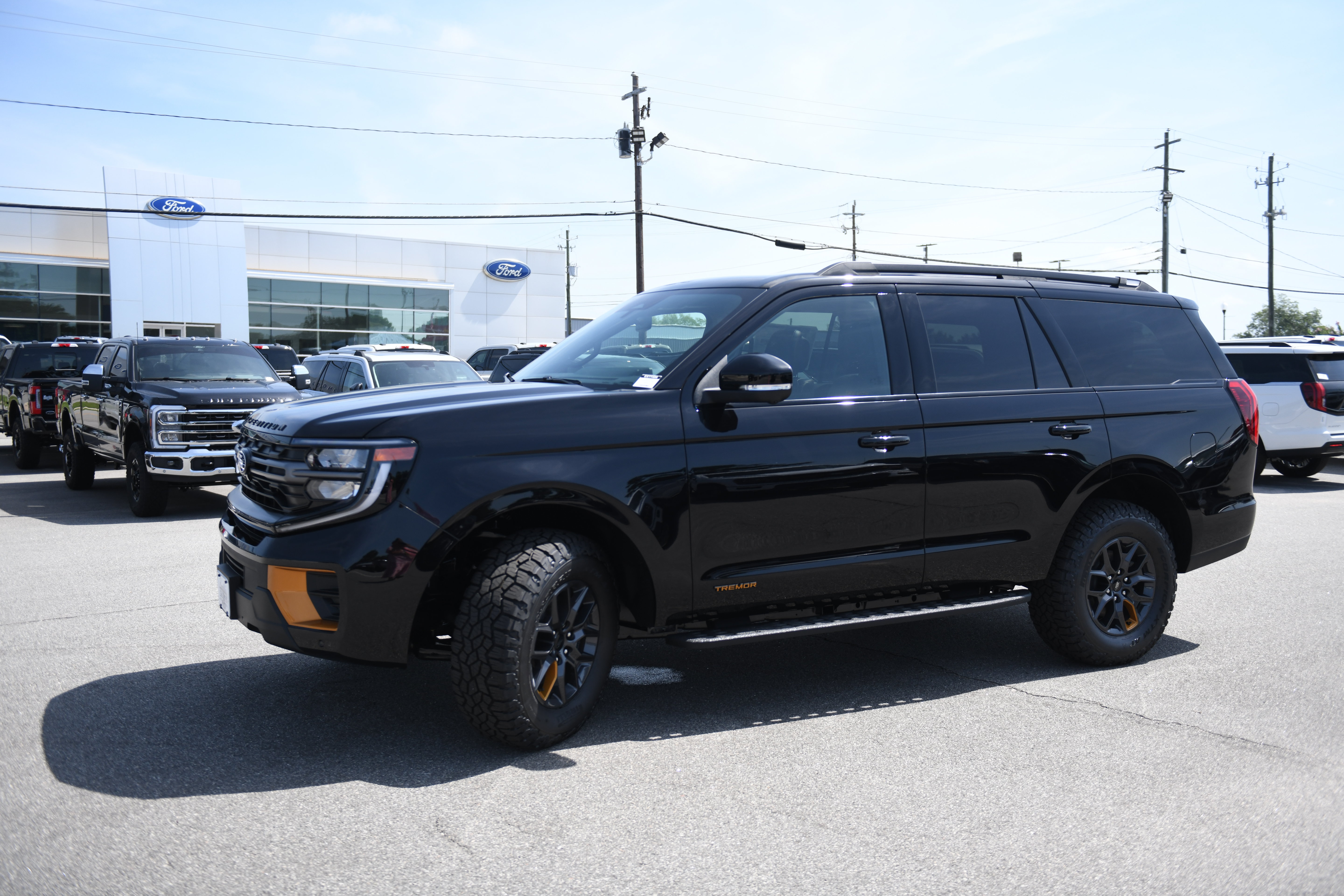 New 2027 Ford Expedition Tremor w/ Driver's Package AWD/4WD image 5