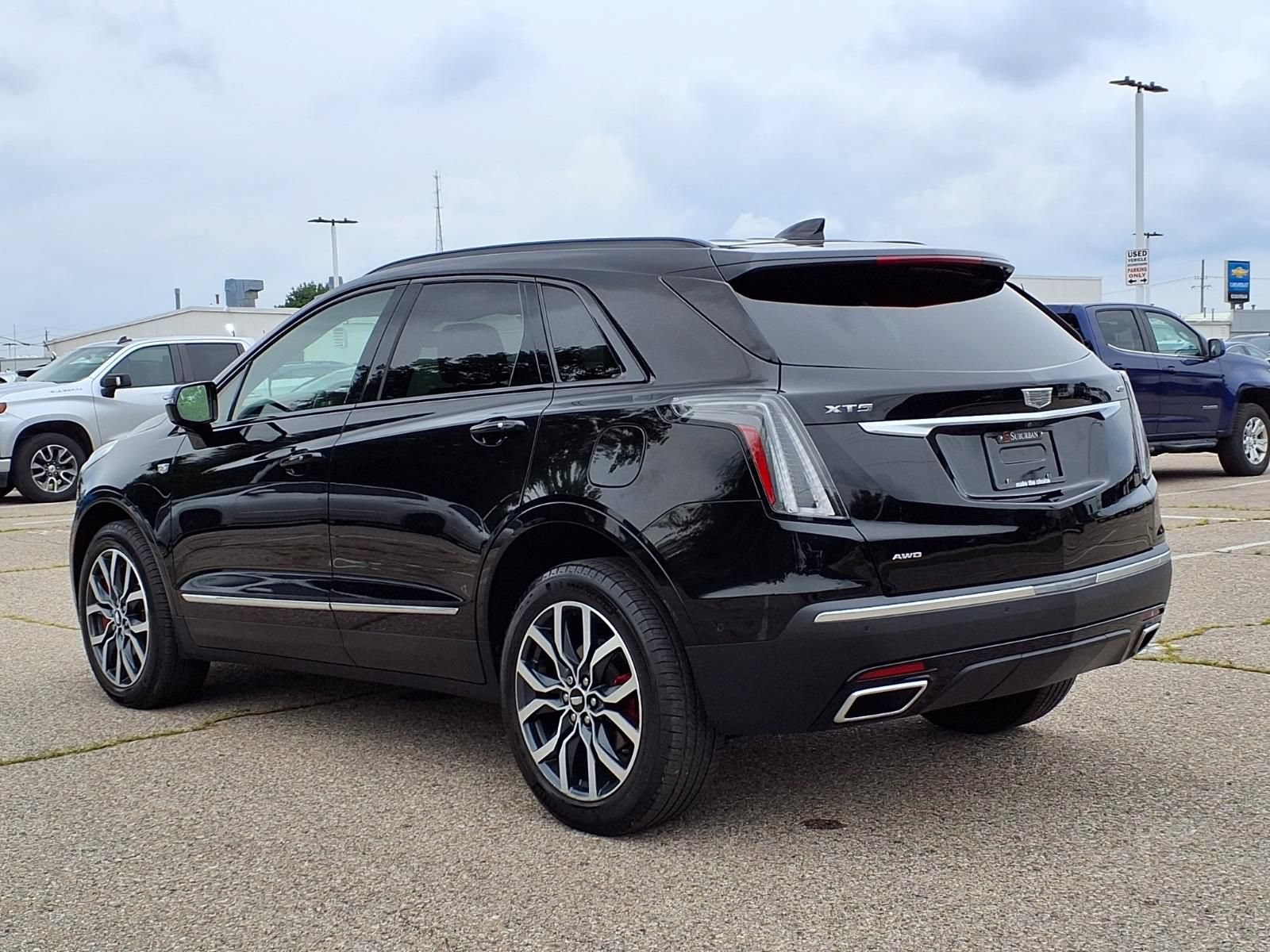 Used 2022 Cadillac XT5 Sportv w/ Platinum Package AWD/4WD image 7