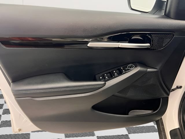 Used 2025 Kia Seltos S FWD image 16