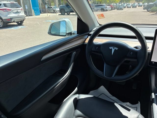 Used 2023 Tesla Model Y Long Range AWD/4WD image 16